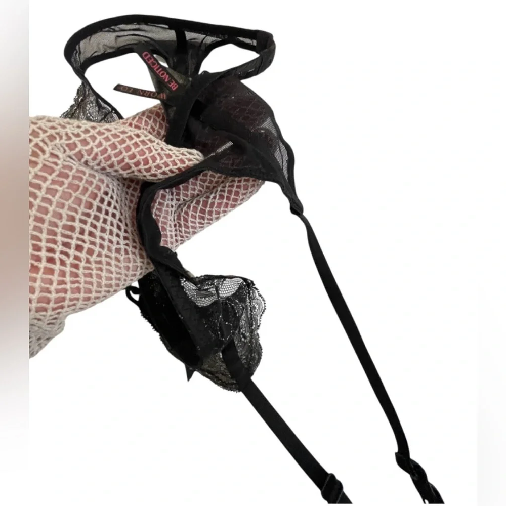 Black Lace Garter Belt with Adjustable Straps - Picture 9 of 12